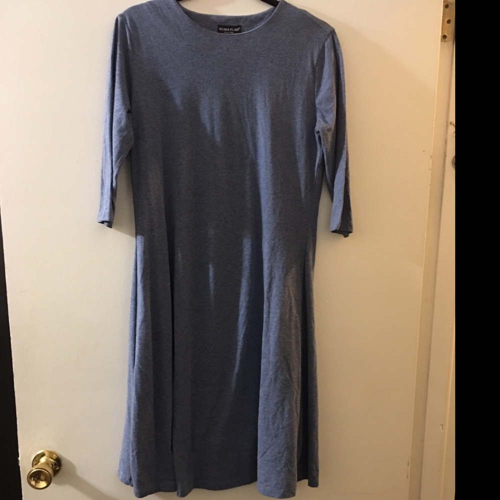 Light blue basic midi dress ¾ sleeve crew neck